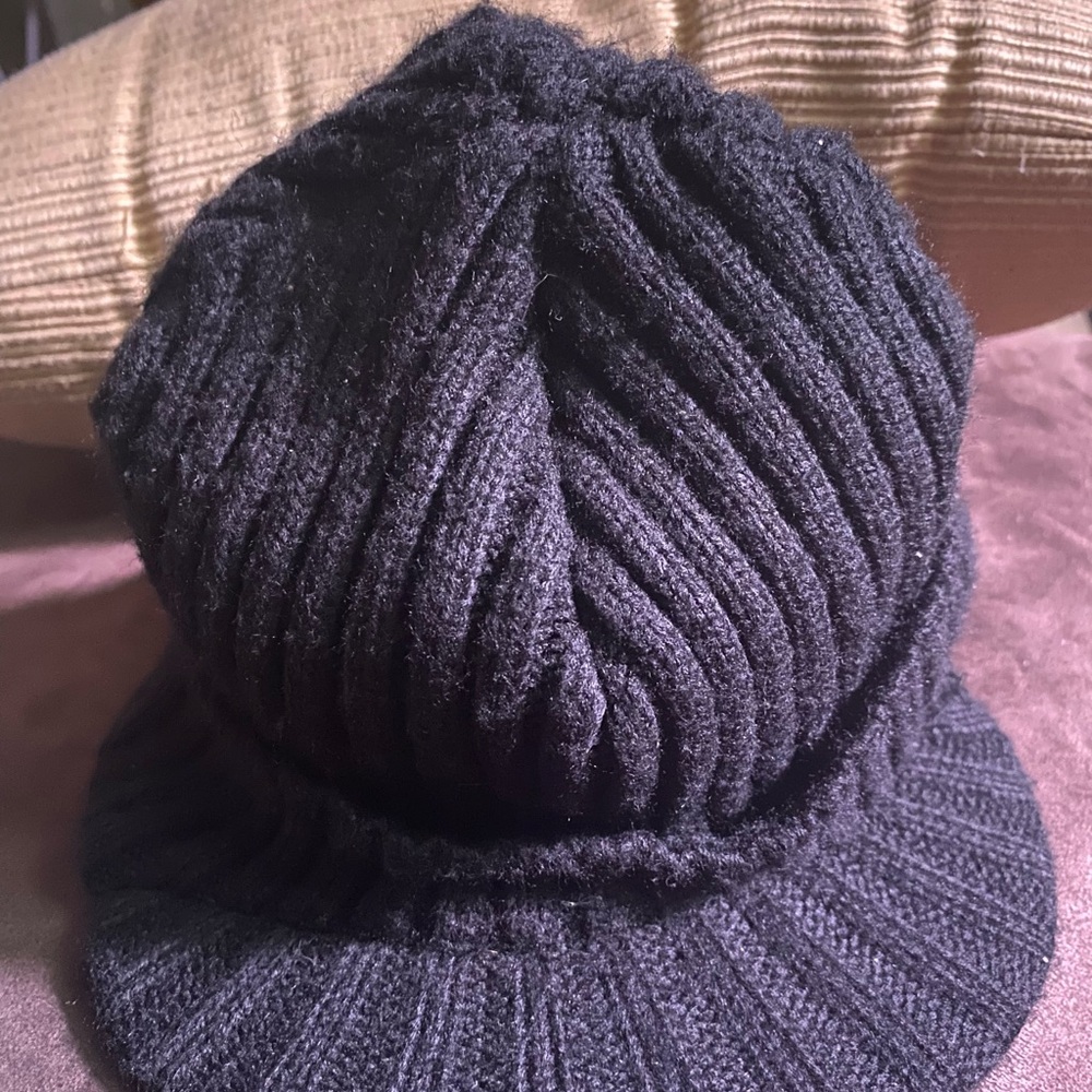 Men's Black Knit Cap